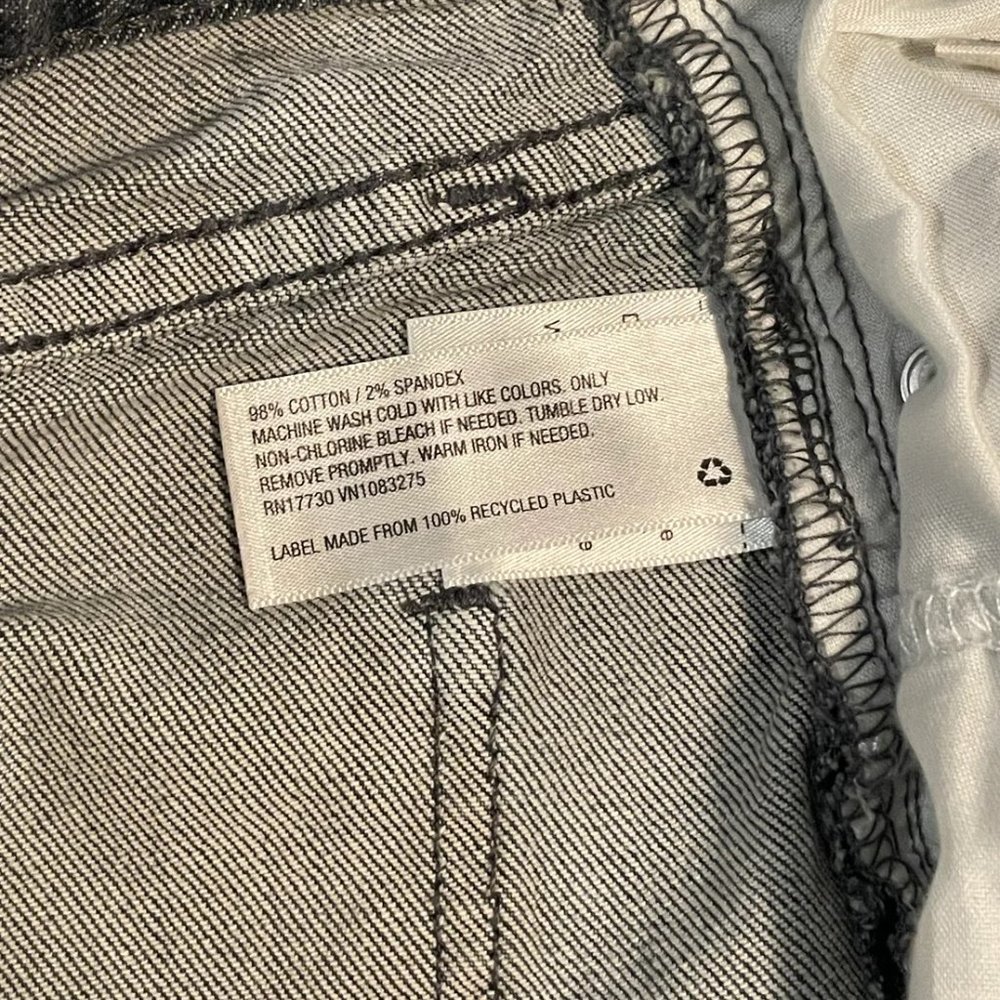 Universal Thread Jeans - Picture 6 of 6